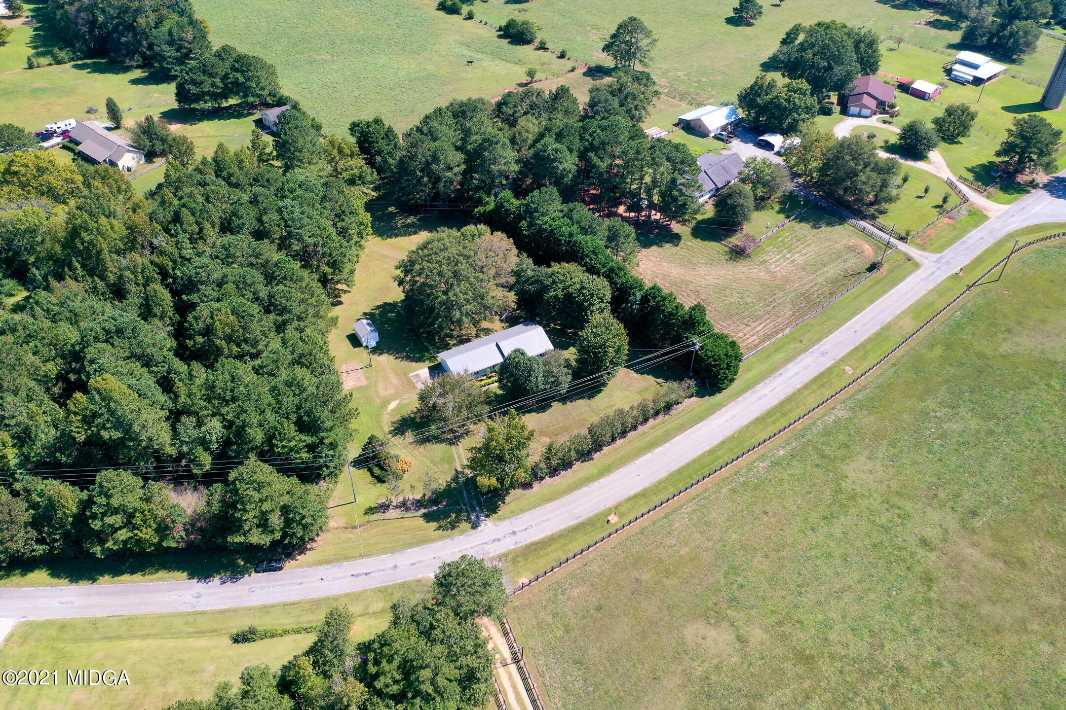 318 Oak Road Jenkinsburg, GA 30234 - Photo 31 of 34 DJI_0527