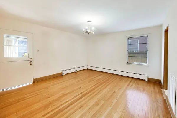 $5,000 | 545 Thatcher Avenue, River Forest, IL 60305