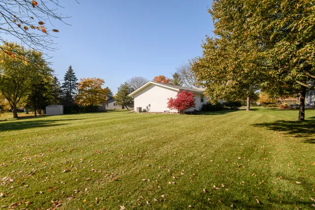 $435,000 | W163N10968 Briarcliff Court, Germantown, WI 53022