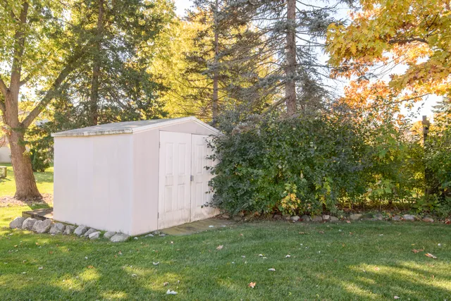 $435,000 | W163N10968 Briarcliff Court, Germantown, WI 53022