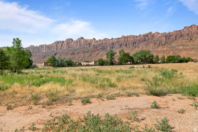 3640 Spanish Drive Moab, UT 84532 - Photo 3 of 20
