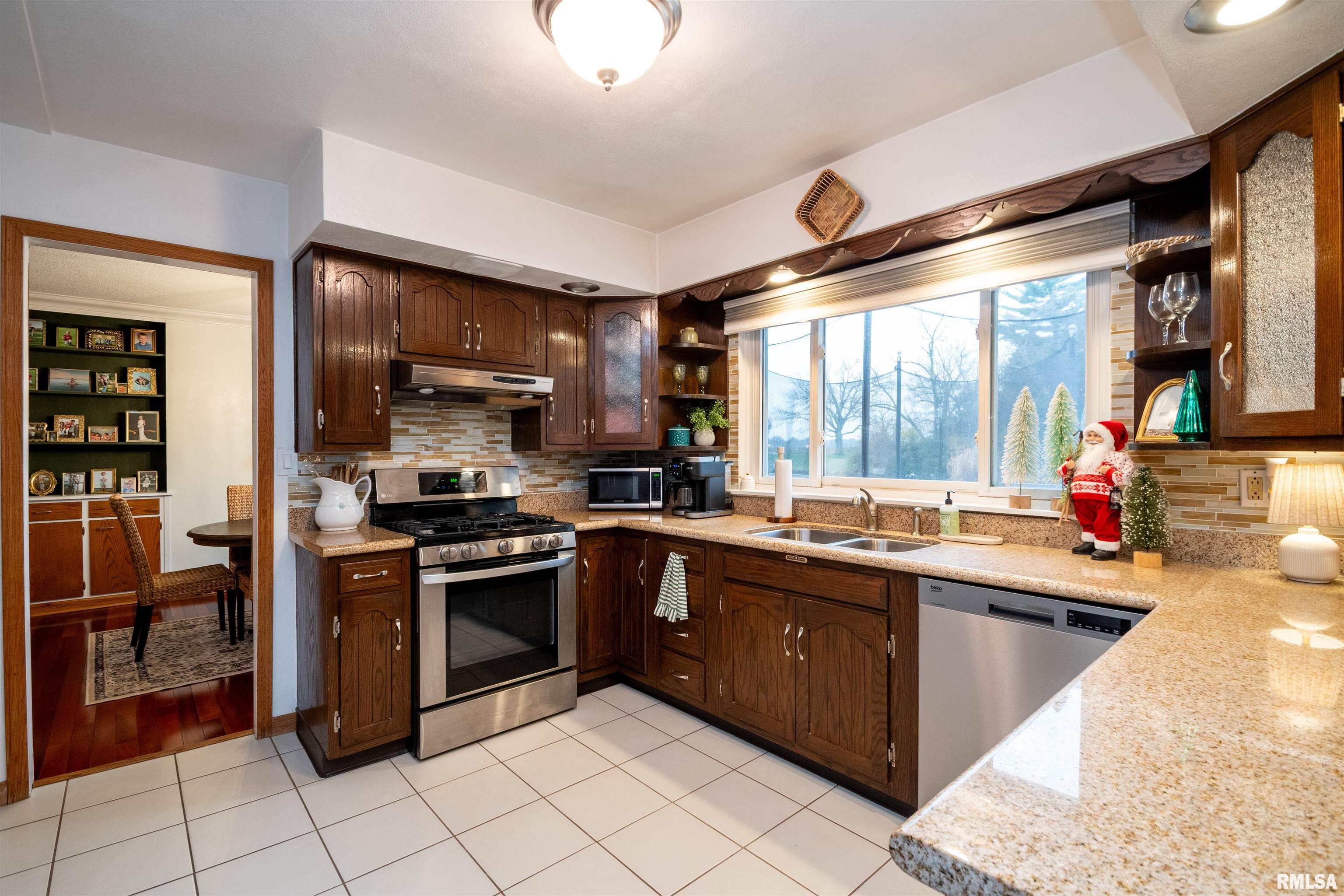 317 Longbow Drive Peoria, IL 61604 - Photo 16 of 52