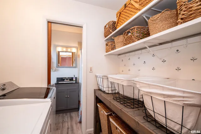 $214,000 | 317 Longbow Drive, Peoria, IL 61604