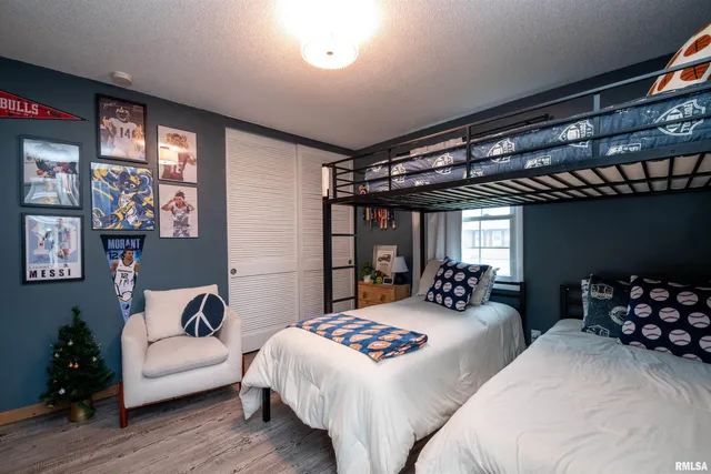 $214,000 | 317 Longbow Drive, Peoria, IL 61604