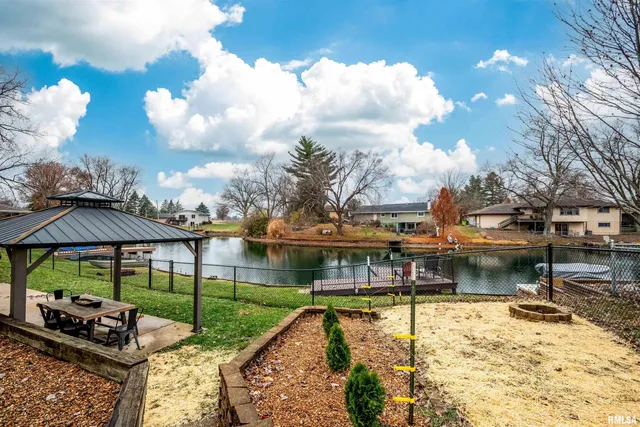 $214,000 | 317 Longbow Drive, Peoria, IL 61604