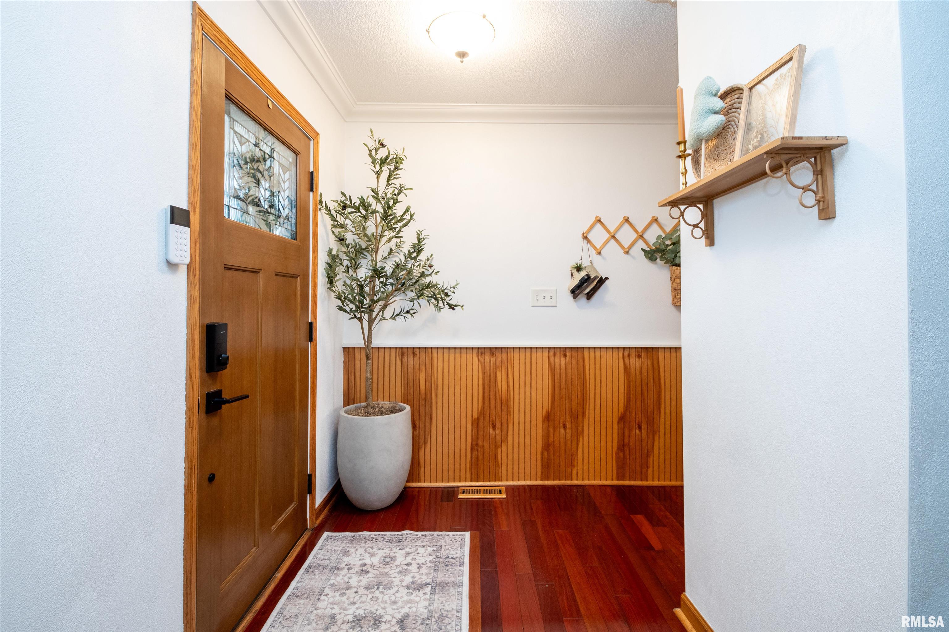 317 Longbow Drive Peoria, IL 61604 - Photo 5 of 52