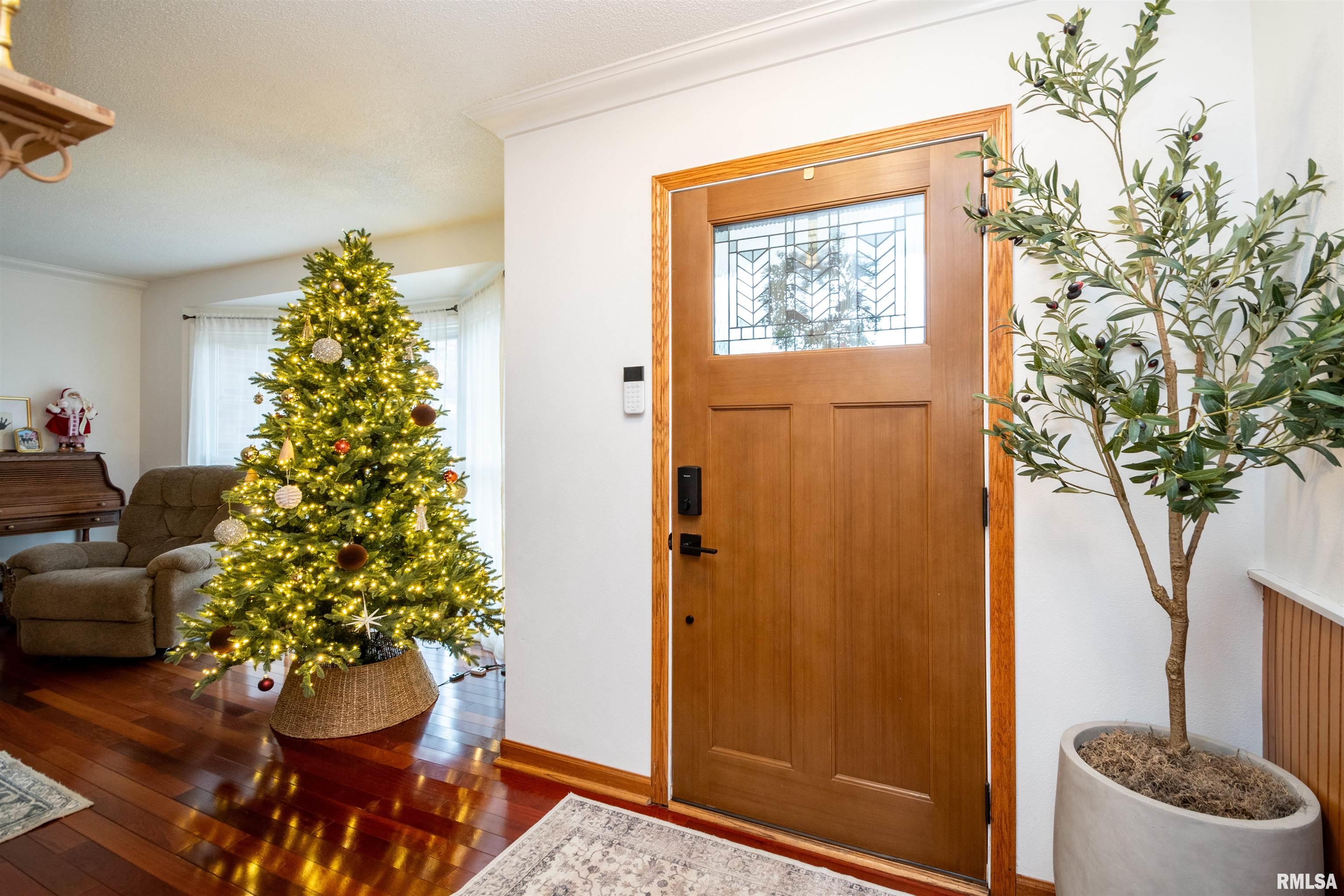 317 Longbow Drive Peoria, IL 61604 - Photo 6 of 52