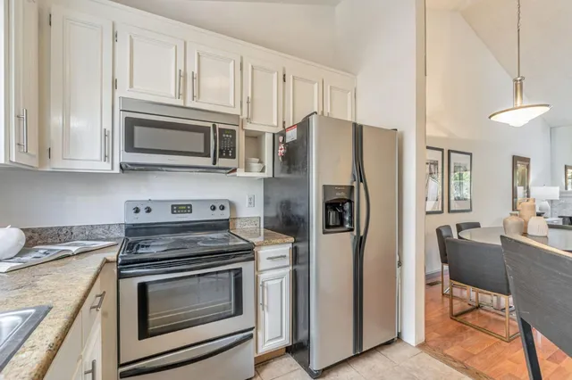 $749,500 | 45 Corte Real, Unit 8, Greenbrae, CA 94904