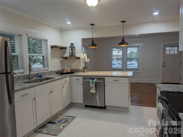 $1,700 | 215 Eastside Drive, Statesville, NC 28625