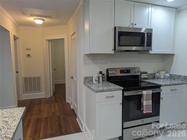 $1,700 | 215 Eastside Drive, Statesville, NC 28625