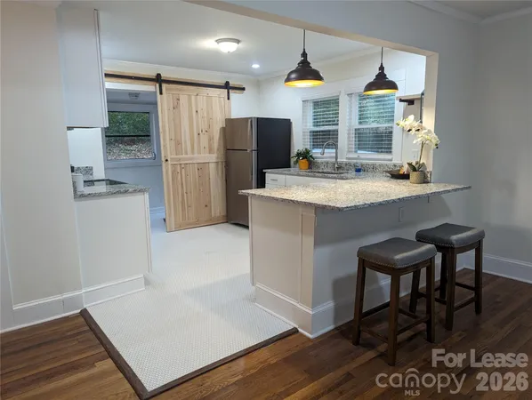 $1,700 | 215 Eastside Drive, Statesville, NC 28625