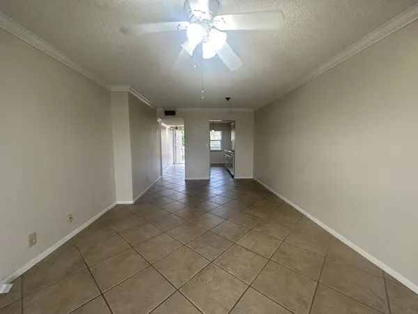 $2,000 | 9954 Nob Hill Court, Unit 9954, Sunrise, FL 33351