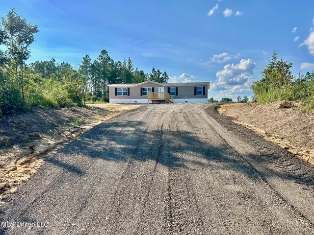 $177,000 | 2460 Red Dog Road, Carthage, MS 39051