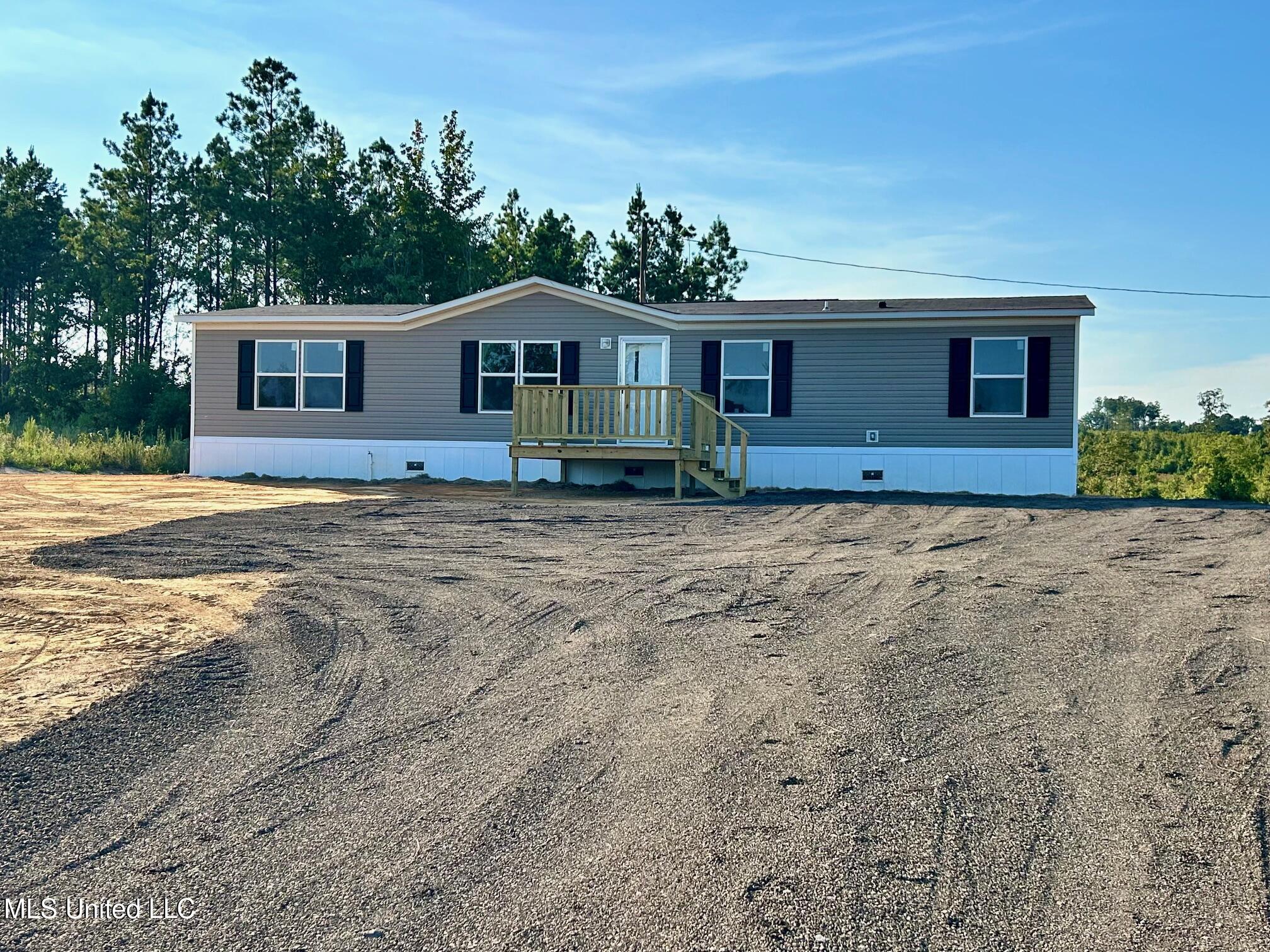 2460 Red Dog Road Carthage, MS 39051 - Photo 4 of 20 IMG_3114