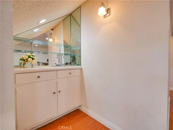 $888,888 | 747 Fairview Avenue, Unit A, Arcadia, CA 91007