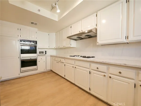 $888,888 | 747 Fairview Avenue, Unit A, Arcadia, CA 91007