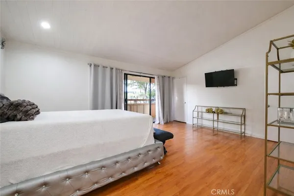 $888,888 | 747 Fairview Avenue, Unit A, Arcadia, CA 91007