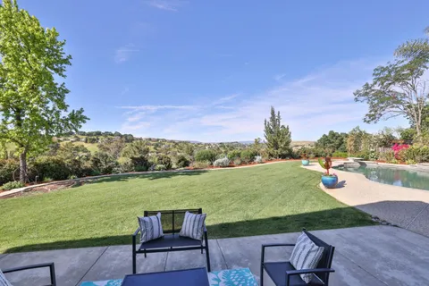 $2,880,000 | 3047 High Meadow Lane, San Jose, CA 95135