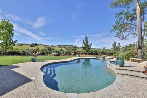 $2,880,000 | 3047 High Meadow Lane, San Jose, CA 95135