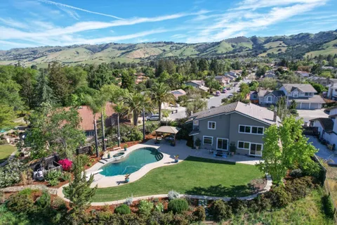 $2,880,000 | 3047 High Meadow Lane, San Jose, CA 95135
