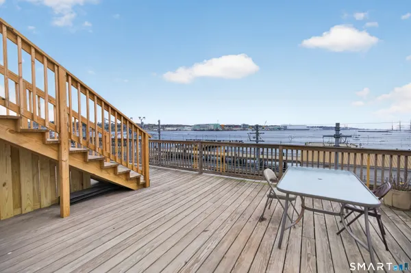 $3,400 | 136 Bank Street, Unit 2B, New London, CT 06320