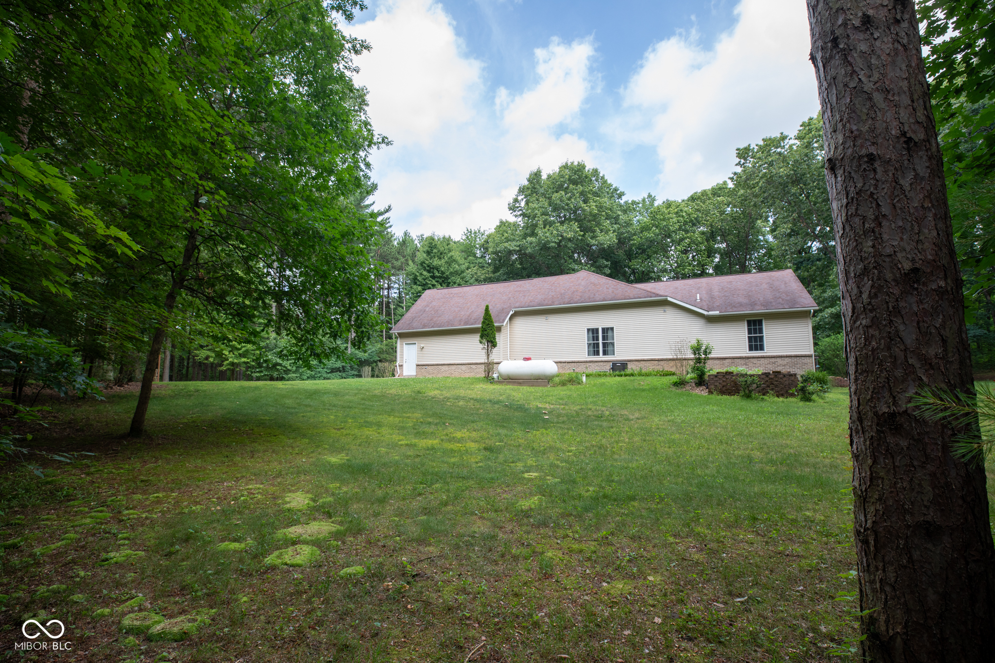 12368 Upas Road Plymouth, IN 46563 - Photo 9 of 76 Gallery Image 9