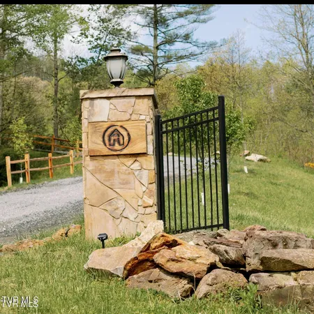 $1,250,000 | 154 Highway 143, Roan Mountain, TN 37687