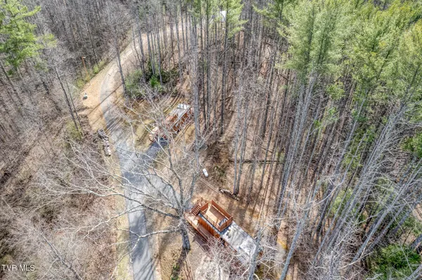 $1,250,000 | 154 Highway 143, Roan Mountain, TN 37687