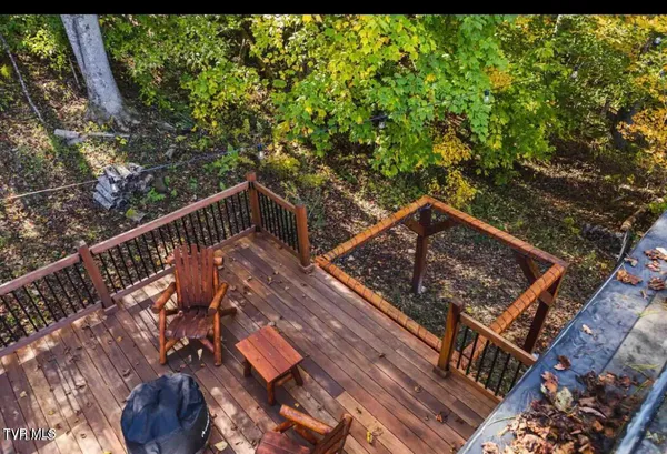 $1,250,000 | 154 Highway 143, Roan Mountain, TN 37687