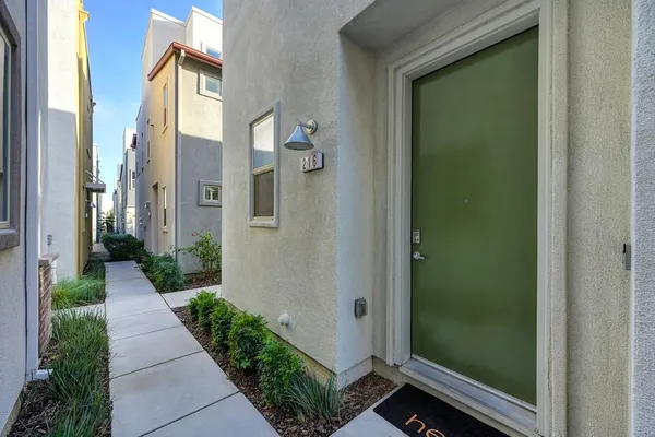 $419,950 | 216 Box Lane, Sacramento, CA 95818