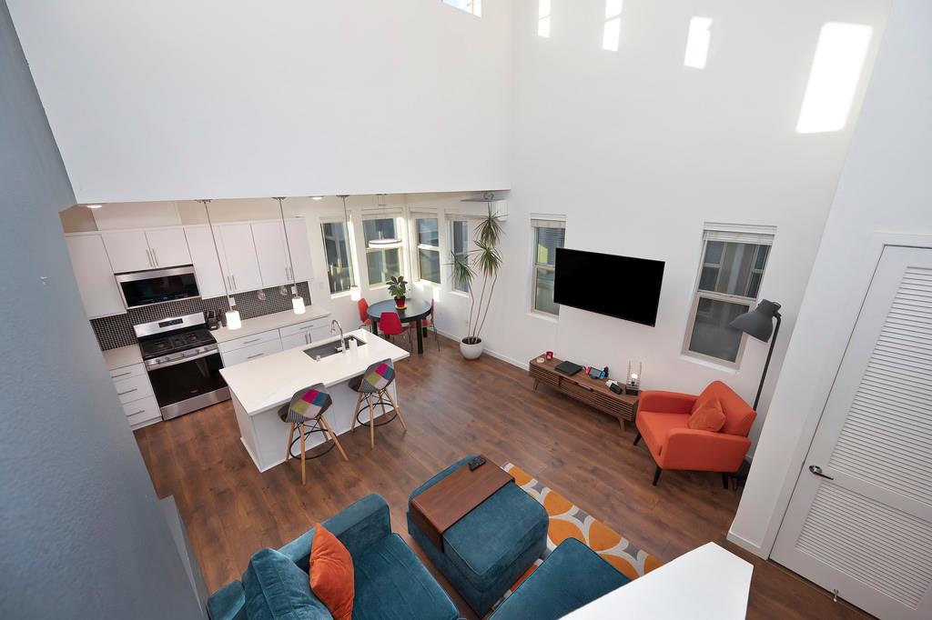 216 Box Lane Sacramento, CA 95818 - Photo 10 of 37