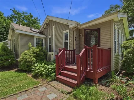 $689,000 | 45 Park Street, Norfolk, MA 02056