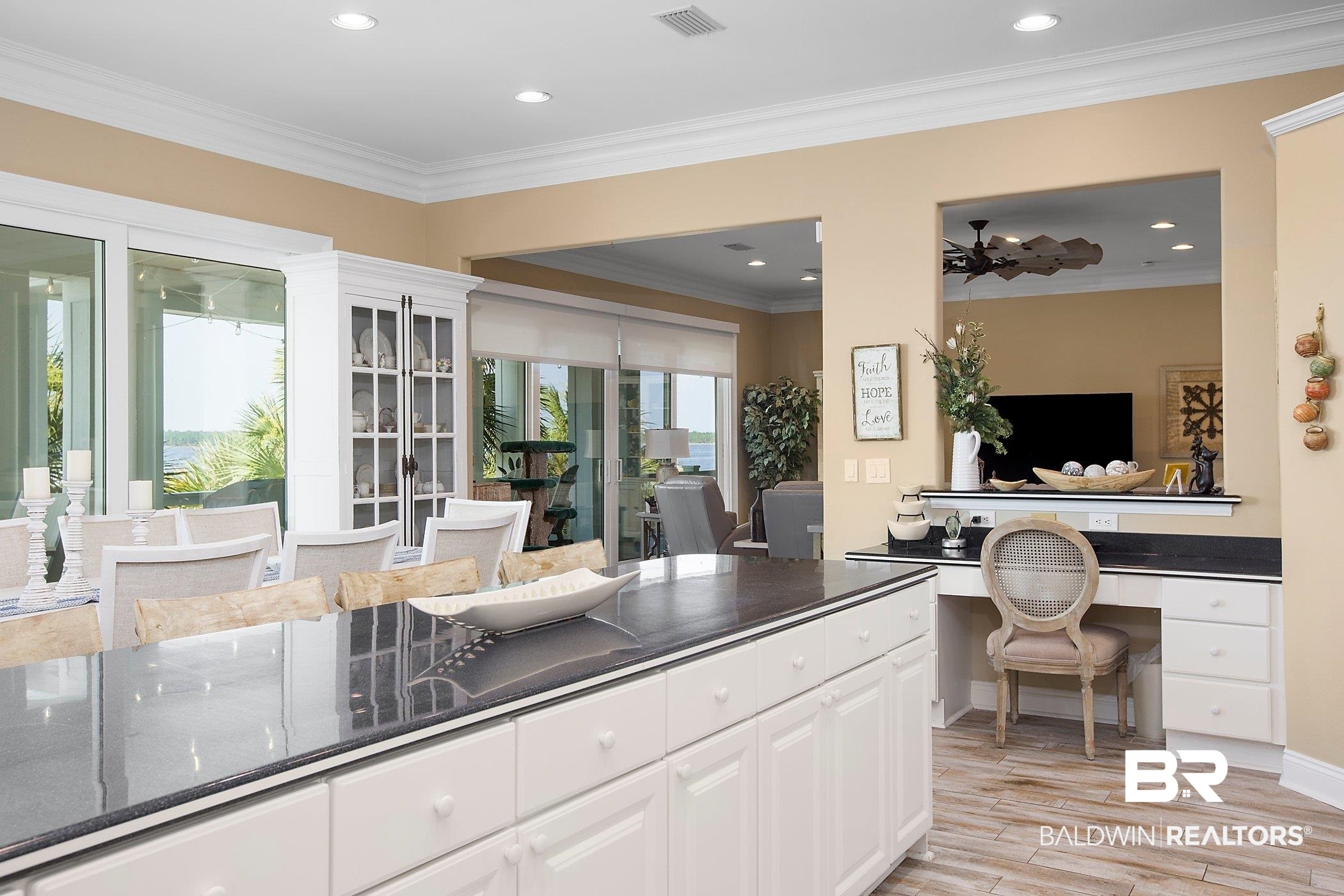 5409 Magnolia Circle Orange Beach, AL 36561 - Photo 9 of 49 Kitchen