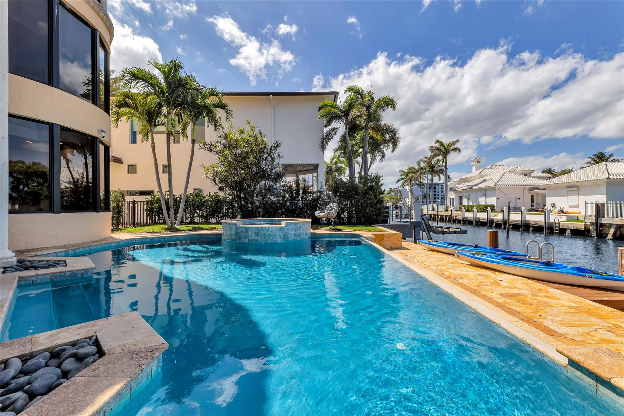1011 Rhodes Villa Avenue Delray Beach, FL 33483 - Photo 44 of 104 Photo 25