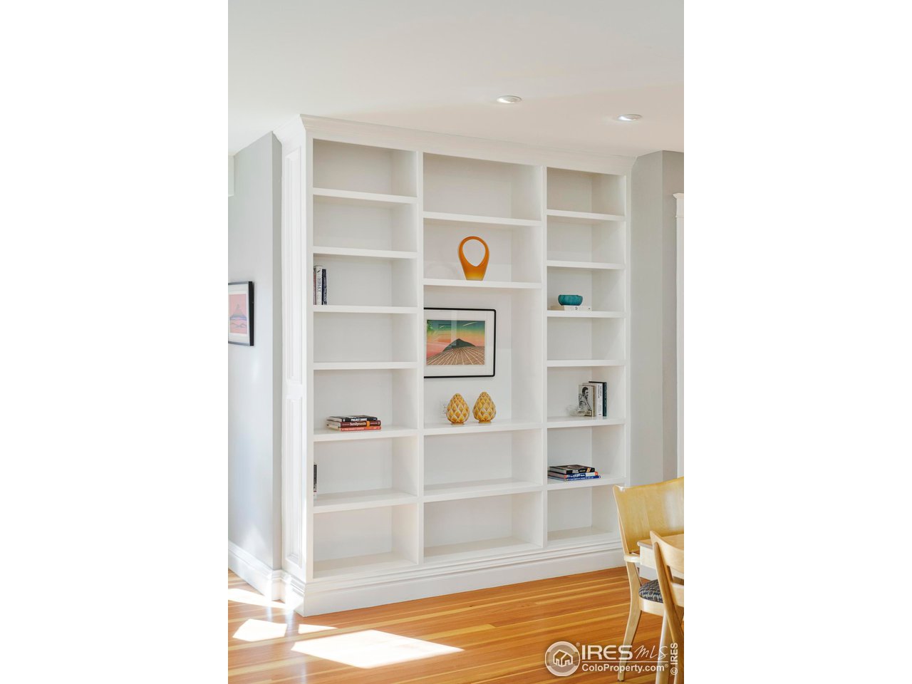 720 Mapleton Avenue Boulder, CO 80302 - Photo 14 of 40 ... built ins....