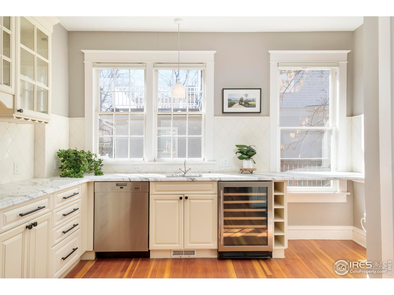 720 Mapleton Avenue Boulder, CO 80302 - Photo 10 of 40 ... additional prep area with 2nd dishwasher and drinks refrigerator...