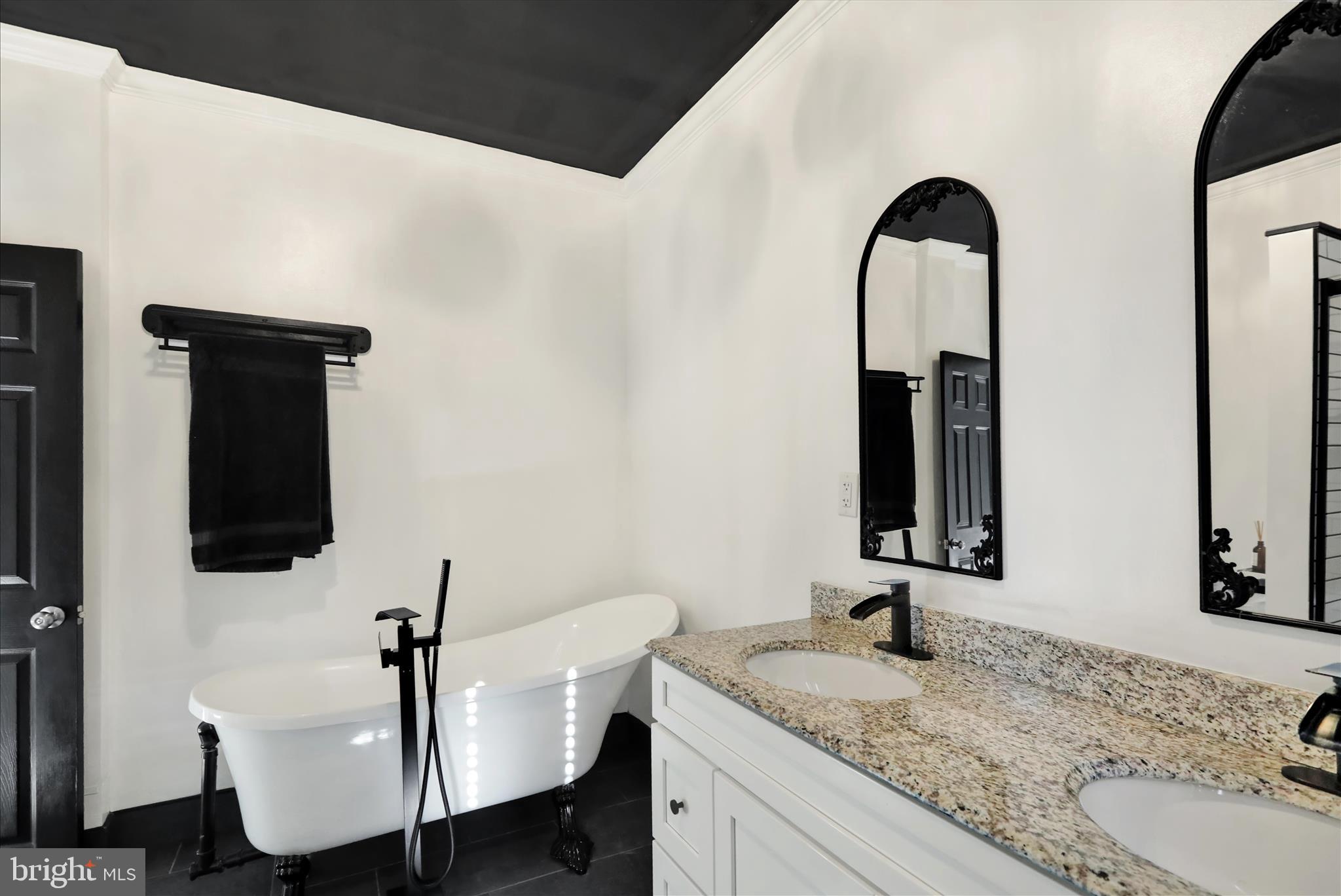 681 Baumgardner Road Lancaster, PA 17603 - Photo 16 of 35 360_9819