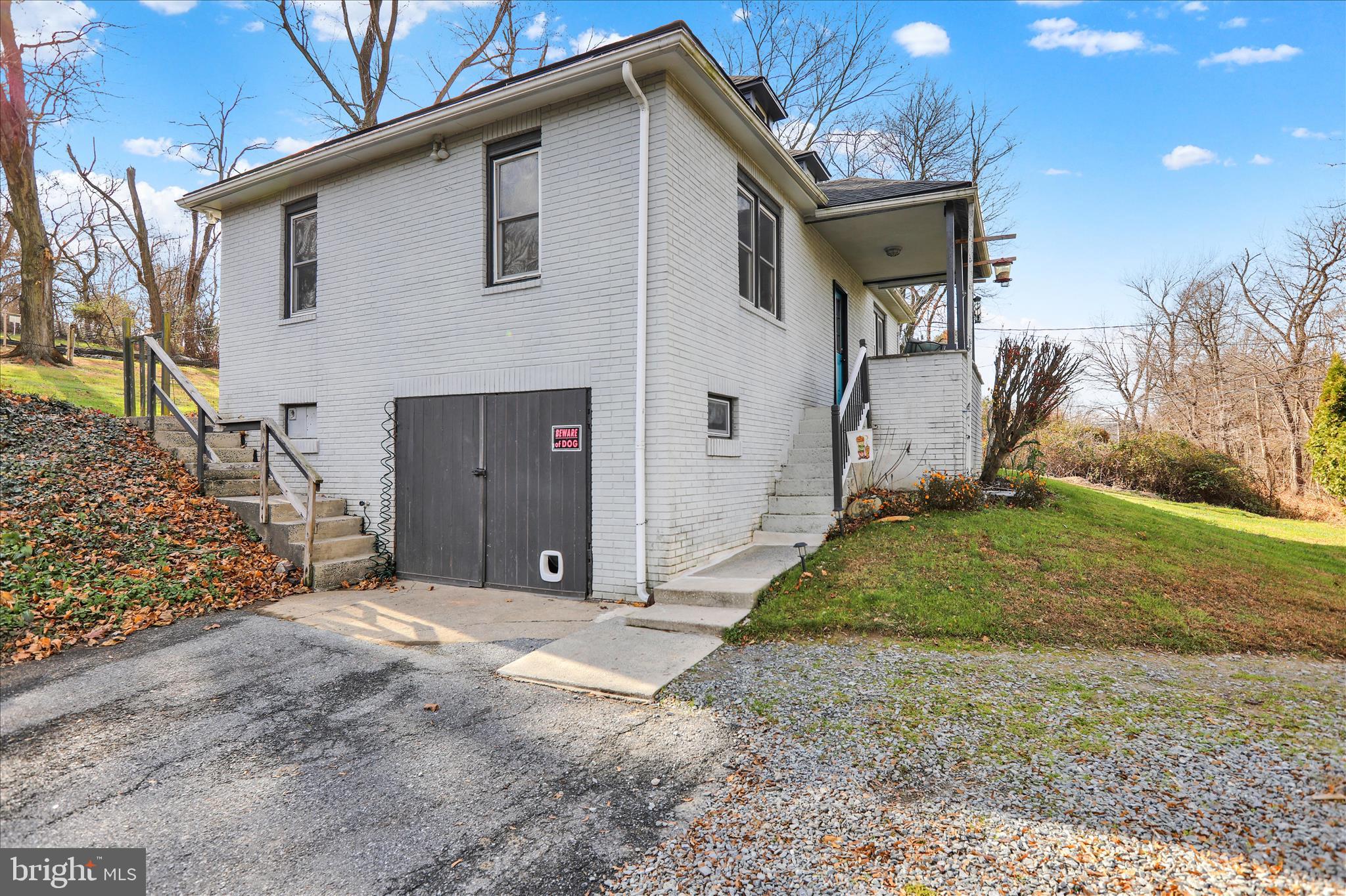 681 Baumgardner Road Lancaster, PA 17603 - Photo 3 of 35 360_9746