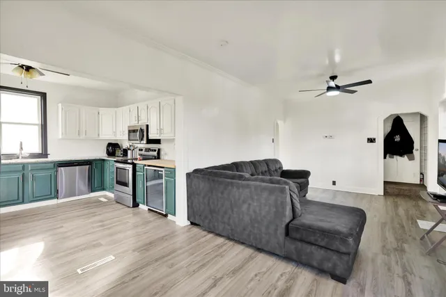 $324,900 | 681 Baumgardner Road, Lancaster, PA 17603