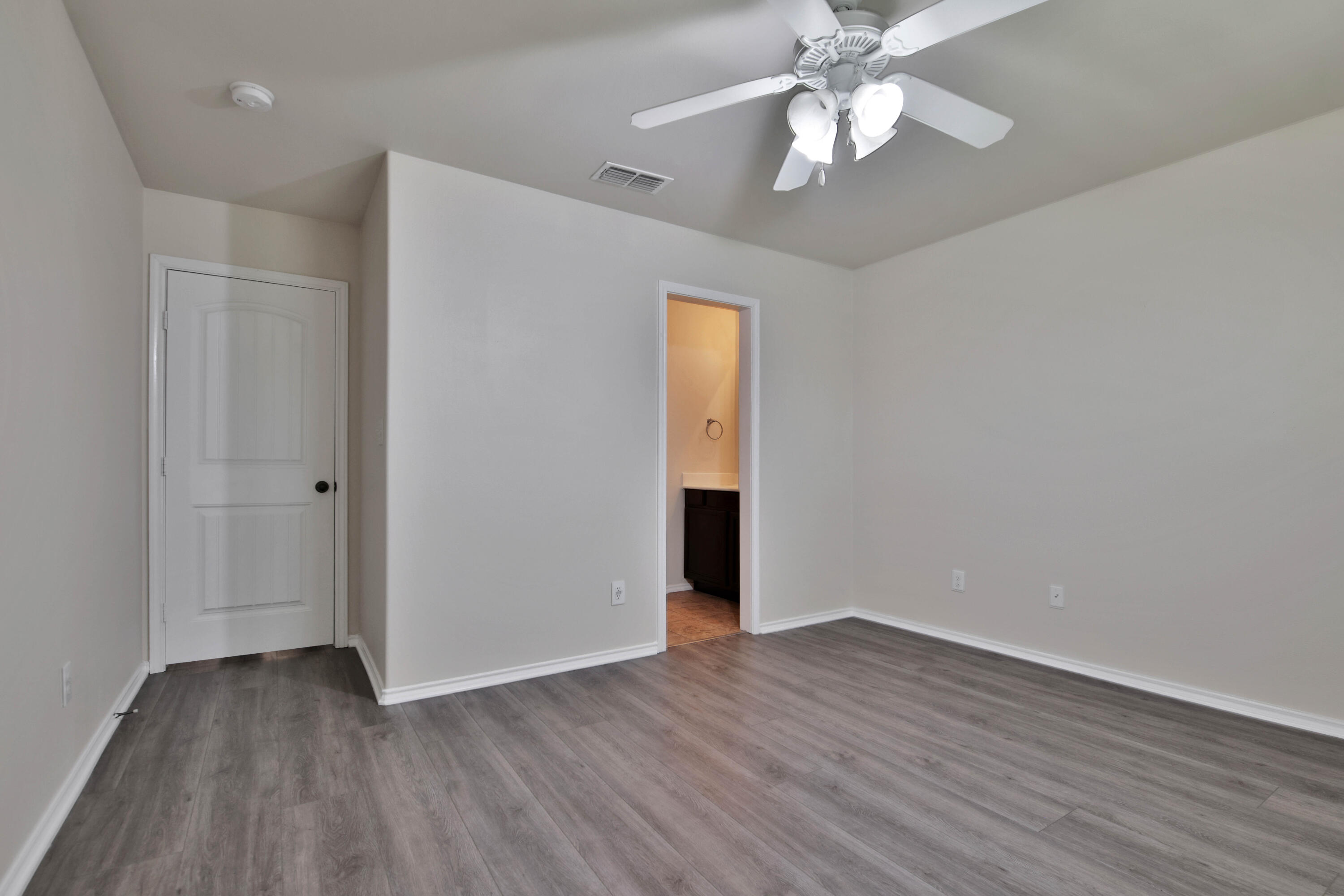 5714 109th Street Lubbock, TX 79424 - Photo 29 of 46 IMG_9276
