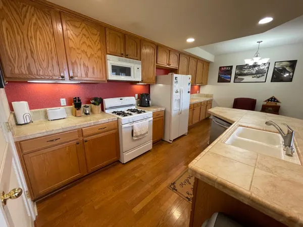 $339,000 | 12400 Fair Oaks Boulevard, Unit 234, Fair Oaks, CA 95628