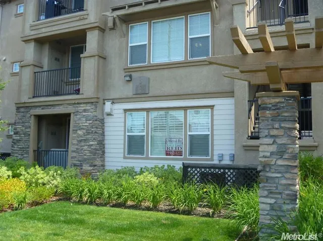 $339,000 | 12400 Fair Oaks Boulevard, Unit 234, Fair Oaks, CA 95628