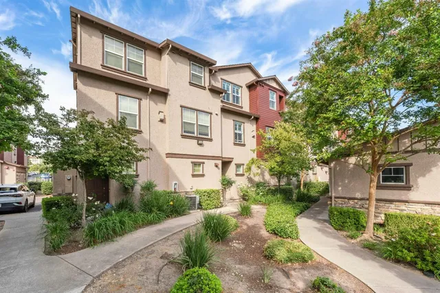 $339,000 | 12400 Fair Oaks Boulevard, Unit 234, Fair Oaks, CA 95628