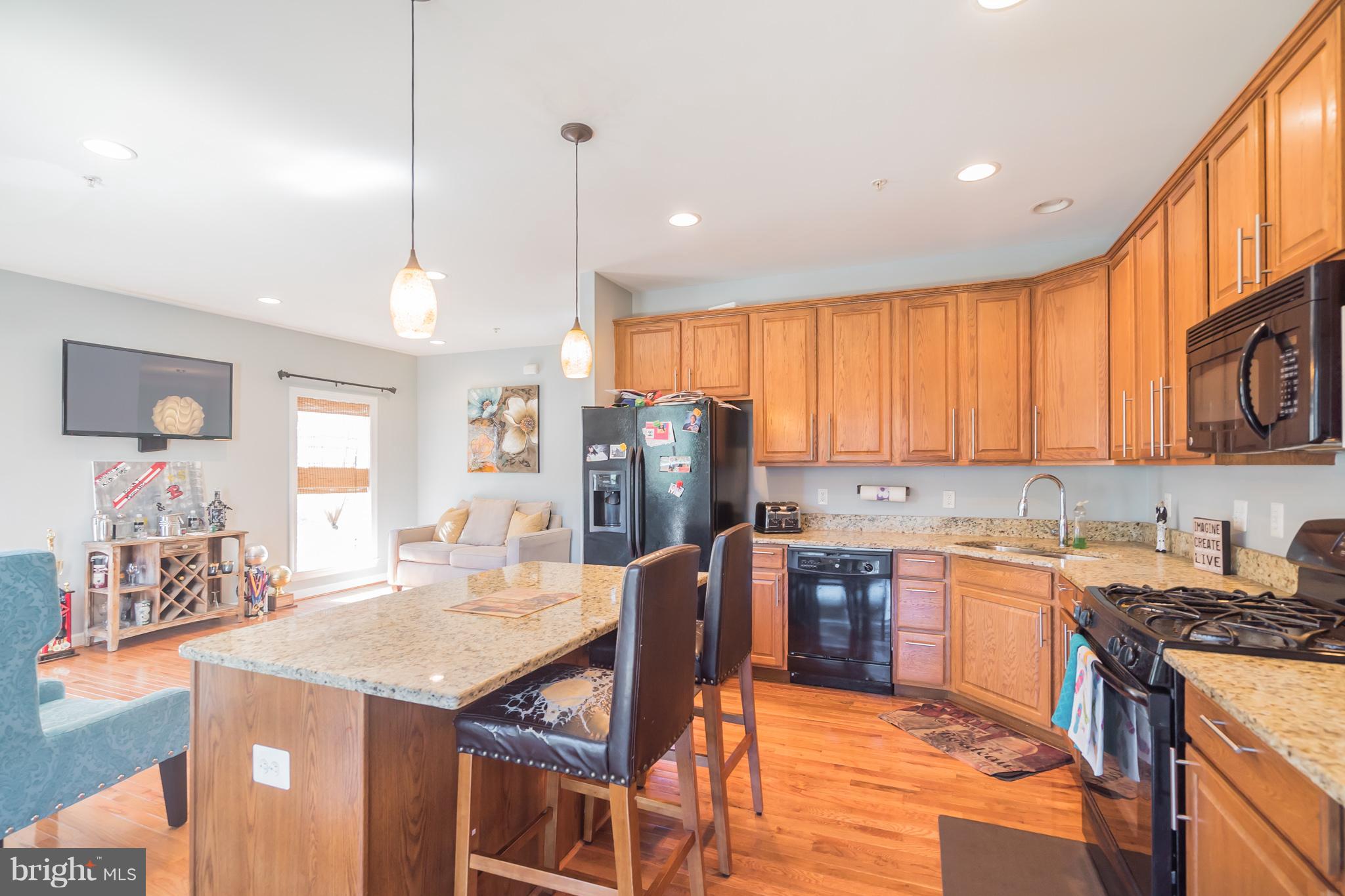 3324 St Marys View Road Accokeek, MD 20607 - Photo 14 of 25 Kitchen with Breakfast Bar
