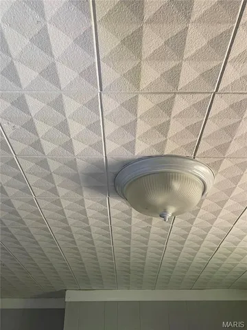 $65,000 | 435 Adrian Drive, St. Louis, MO 63137