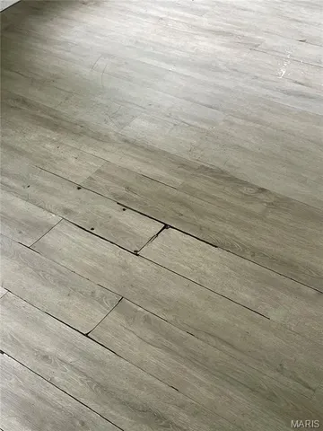 $65,000 | 435 Adrian Drive, St. Louis, MO 63137