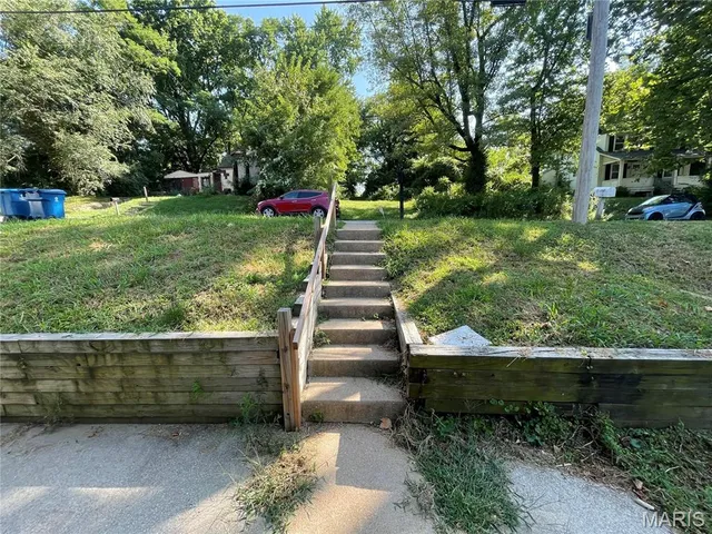 $65,000 | 435 Adrian Drive, St. Louis, MO 63137