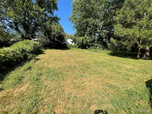 $65,000 | 435 Adrian Drive, St. Louis, MO 63137