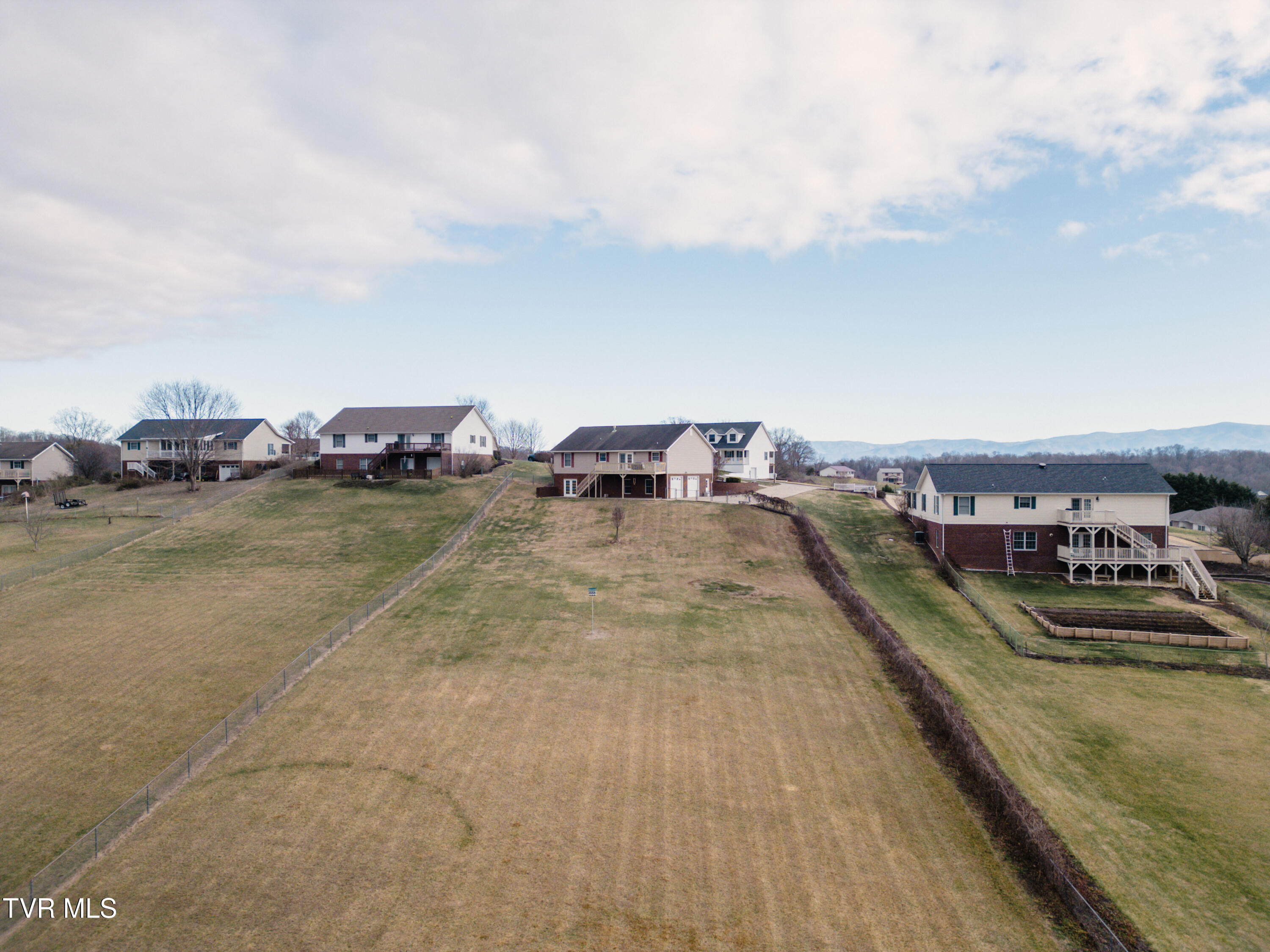 381 East Ridges Drive Chuckey, TN 37641 - Photo 11 of 50 DanielleRickerPhotography-0901