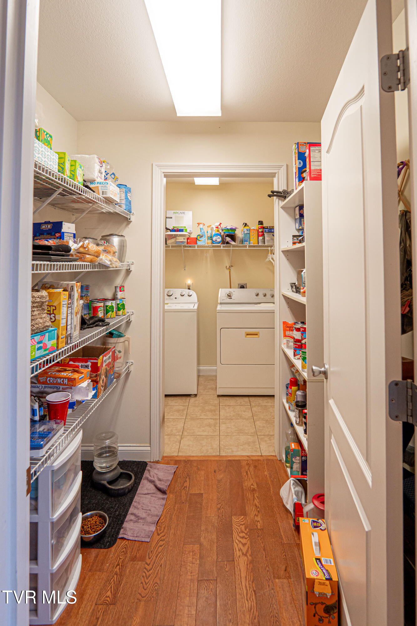 381 East Ridges Drive Chuckey, TN 37641 - Photo 21 of 50 DanielleRickerPhotography-09708